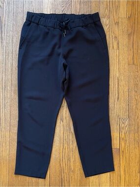 Lululemon Warm Down Jogger Black W5BM4 Size 12
